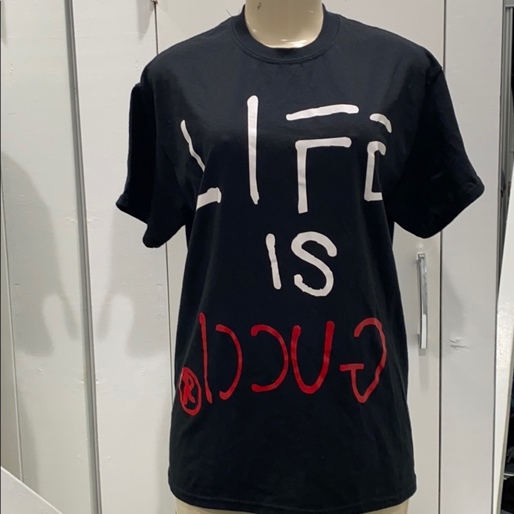 Graphic t-shirt